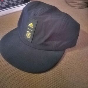 Addias Sports Hat! Great Condition!